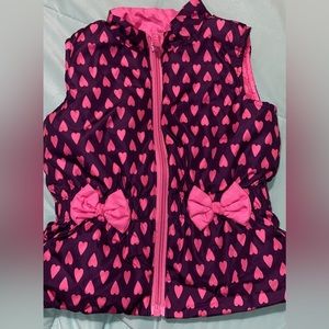 Dark purple and pink puffy vest size 2T. EUC